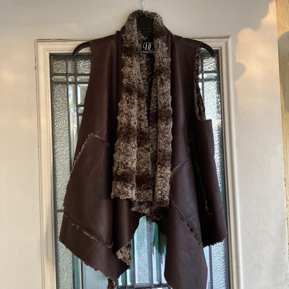 Dolce Cabo Open Front leather Faux Fur Vest Women's - Picture 5 of 13